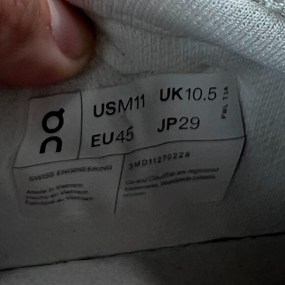 On Cloud The Roger Centre Court White/Gum Lace Up Shoes Men's 11.5 Comfort - Picture 9 of 10